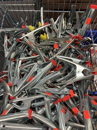 Ca. 100x Markt spanklemmen